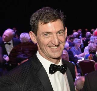 Dr Roger Grigg